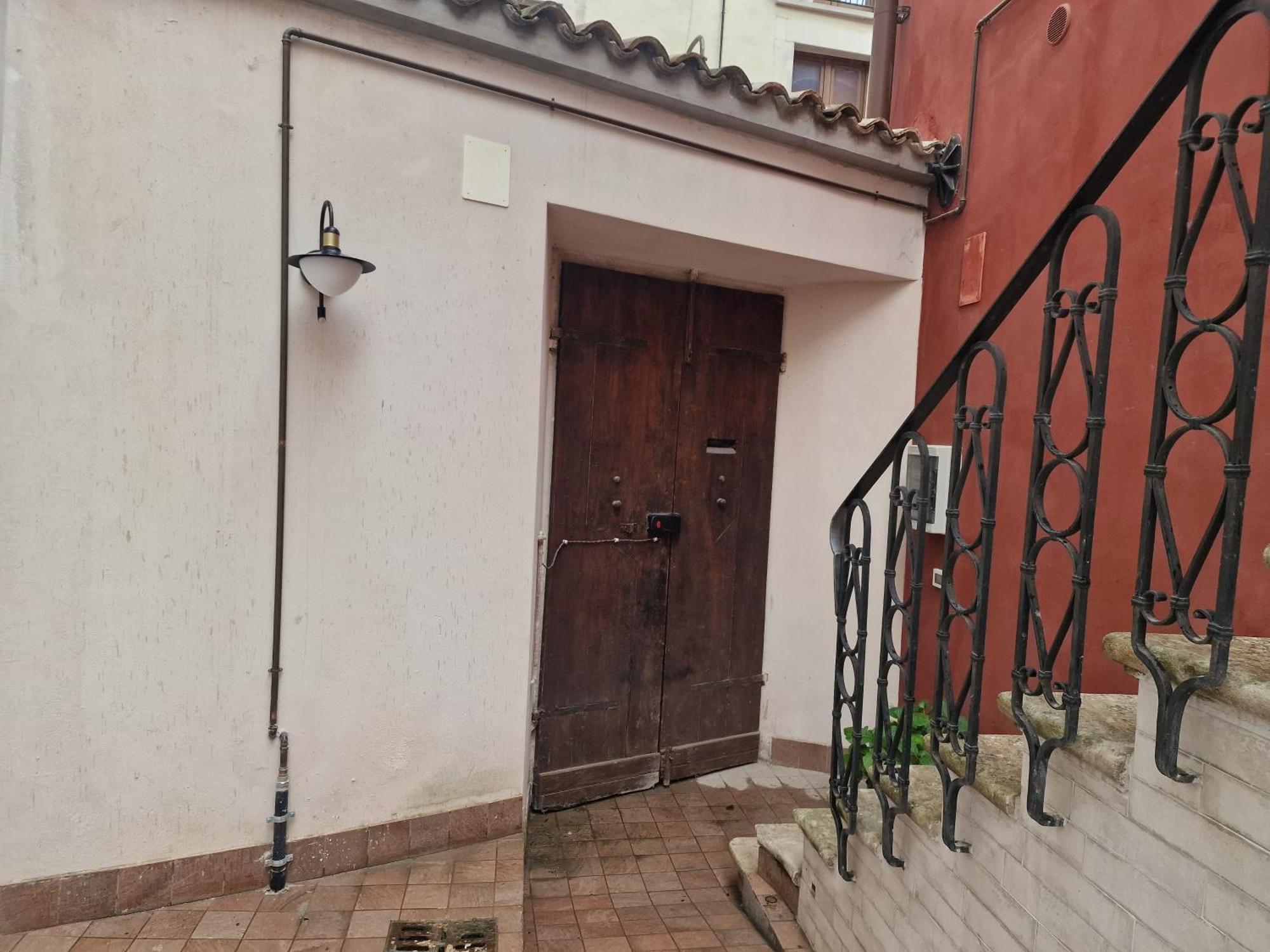 Vagabondando Travel House Villa L'Aquila Bagian luar foto