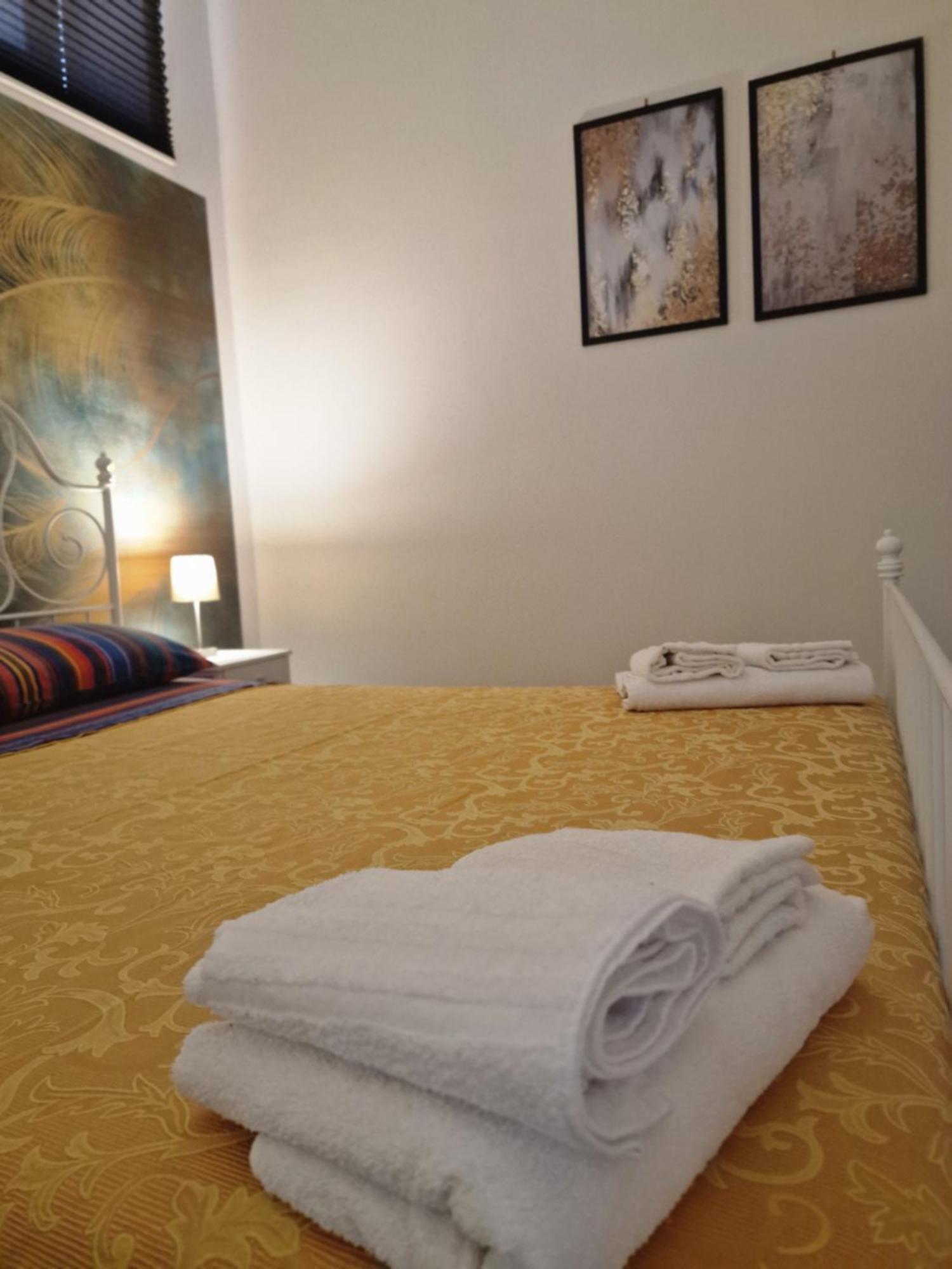 Vagabondando Travel House Villa L'Aquila Bagian luar foto